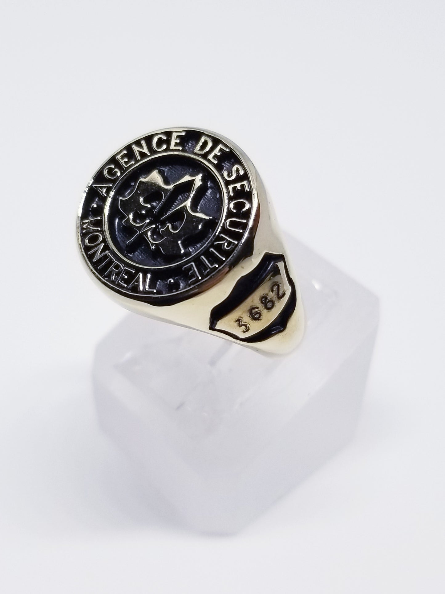 Montréal Police Ring (Agence De Sécurité Montreal)