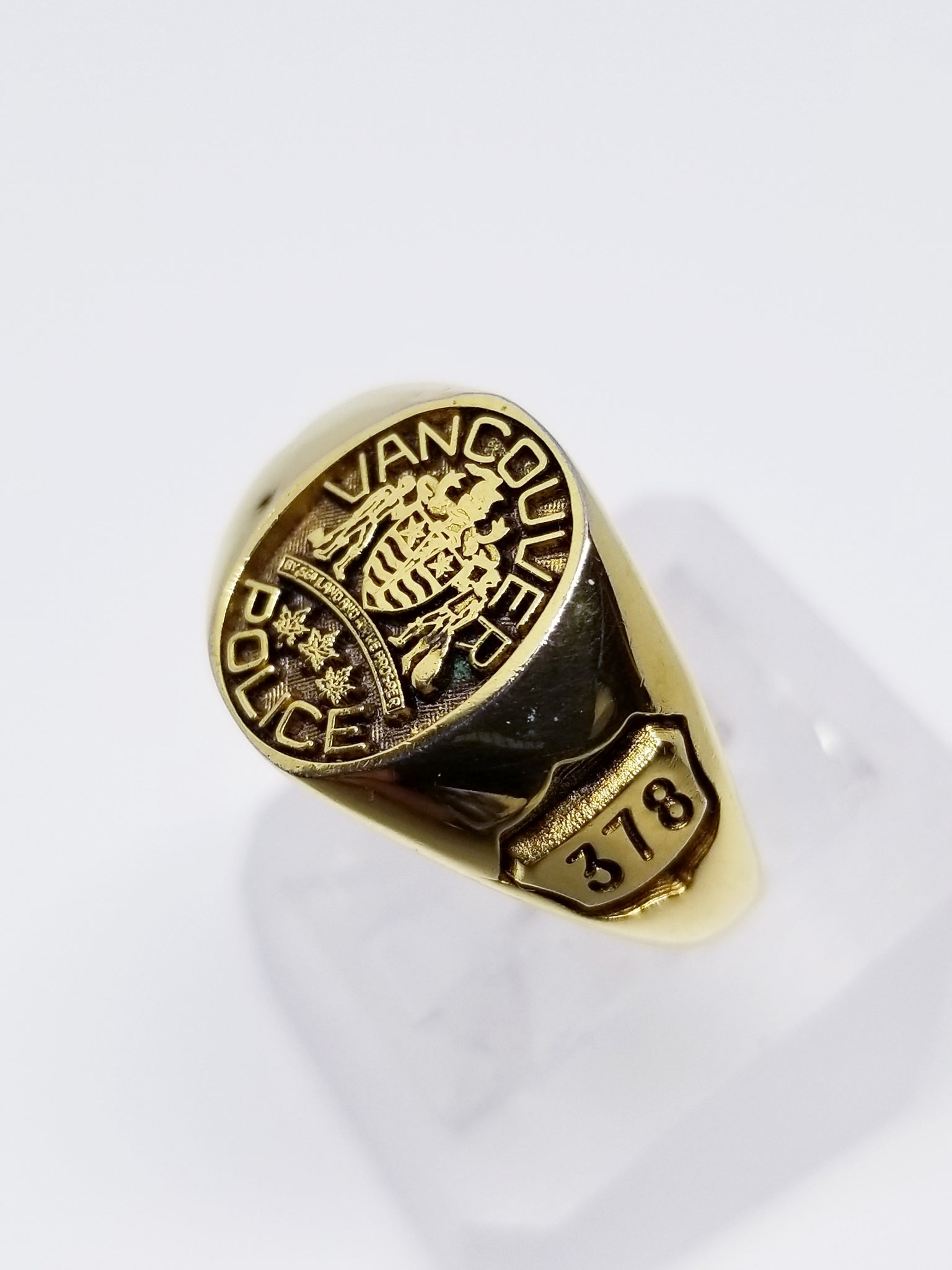 Vancouver Police Ring XL (Original Badge Design) – PRIDE IN SERVICE